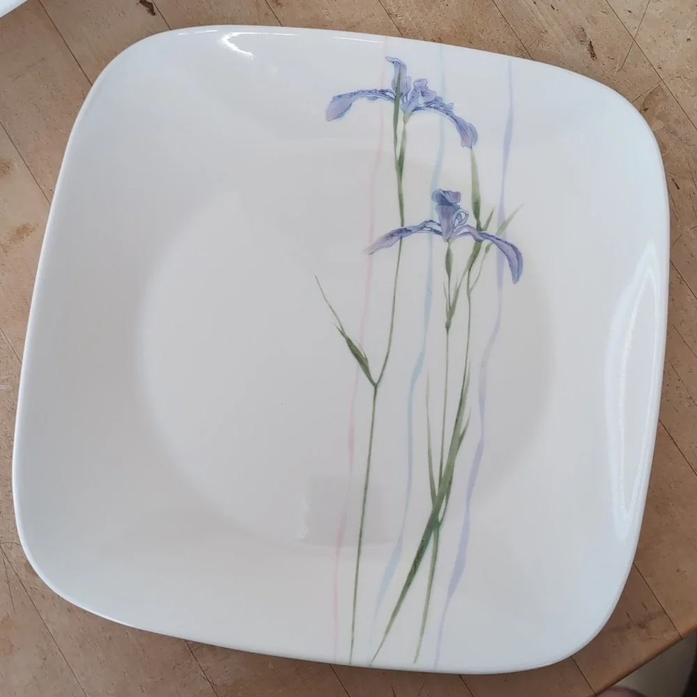 3 Corelle Shadow Iris Square Dinner Plates Corning Purple Flowers 10.5" Plates - Picture 4 of 5